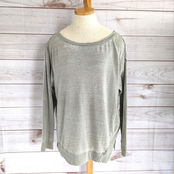 Treasure & Bond Boatneck Split Hem Tunic Top in Green Dune Size L NWT - Picture 1 of 10